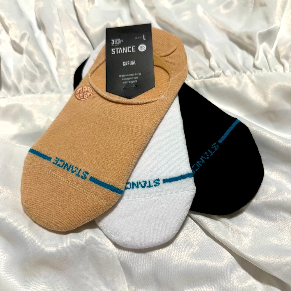 3 pack Stance Men's Casual Socks - Tan, White, Black Men’s Large 9-12